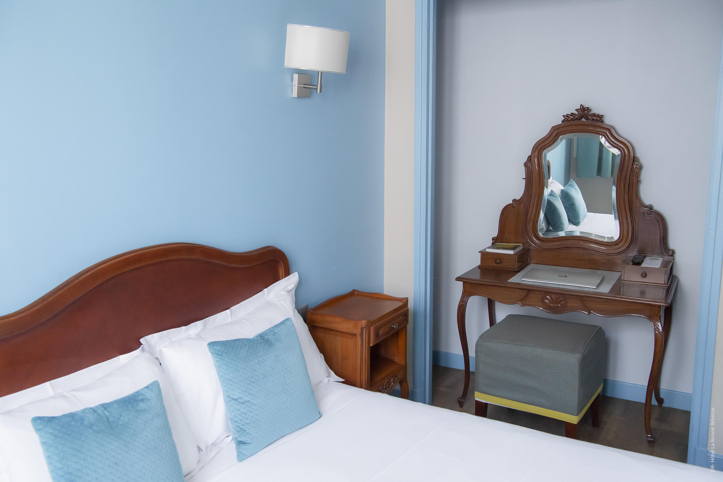 Hotel De Charme La Bonne Adresse - Logis Hotels Гавр Экстерьер фото